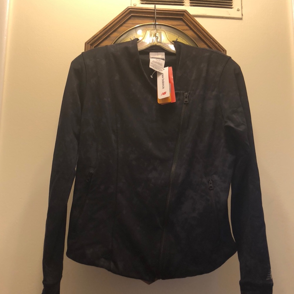 NEW New Balance fitted fitness bomber jacket